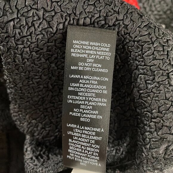 Chico's Travelers Collection Cardigan Jacket Textured Black Red Print Size 3 - Picture 7 of 7